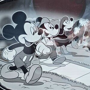 Disney's Mickey Mouse - The Tru Original 90th Sugarfina Diorama TV Box Only